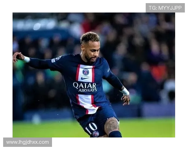 内马尔荣膺桑托斯队史前十射手俱乐部发布海报庆祝成就